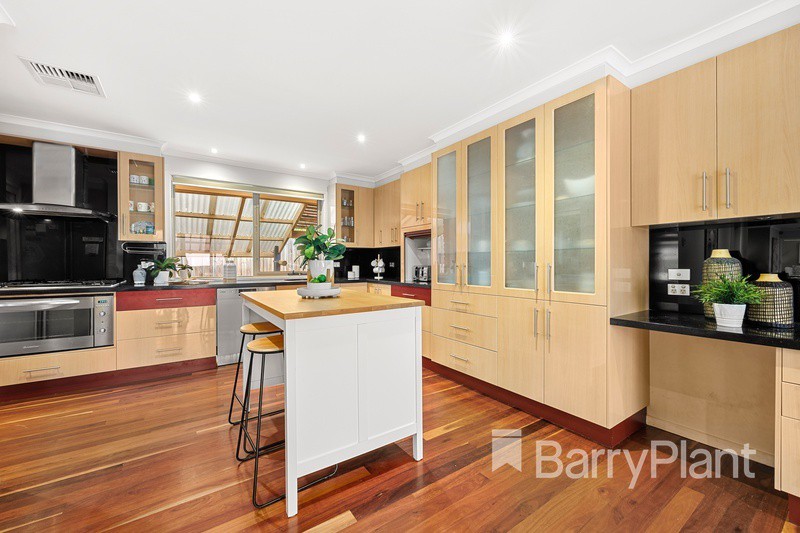 29 Sunrise Drive, Greensborough, VIC 3088, Greensborough - Thumbnail 4