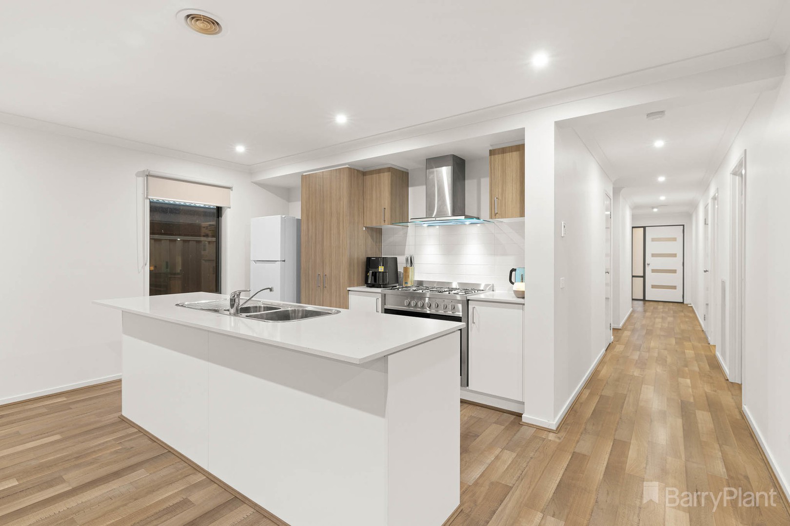 29 Superior Waters, Pakenham, VIC 3810, Pakenham - Thumbnail 2