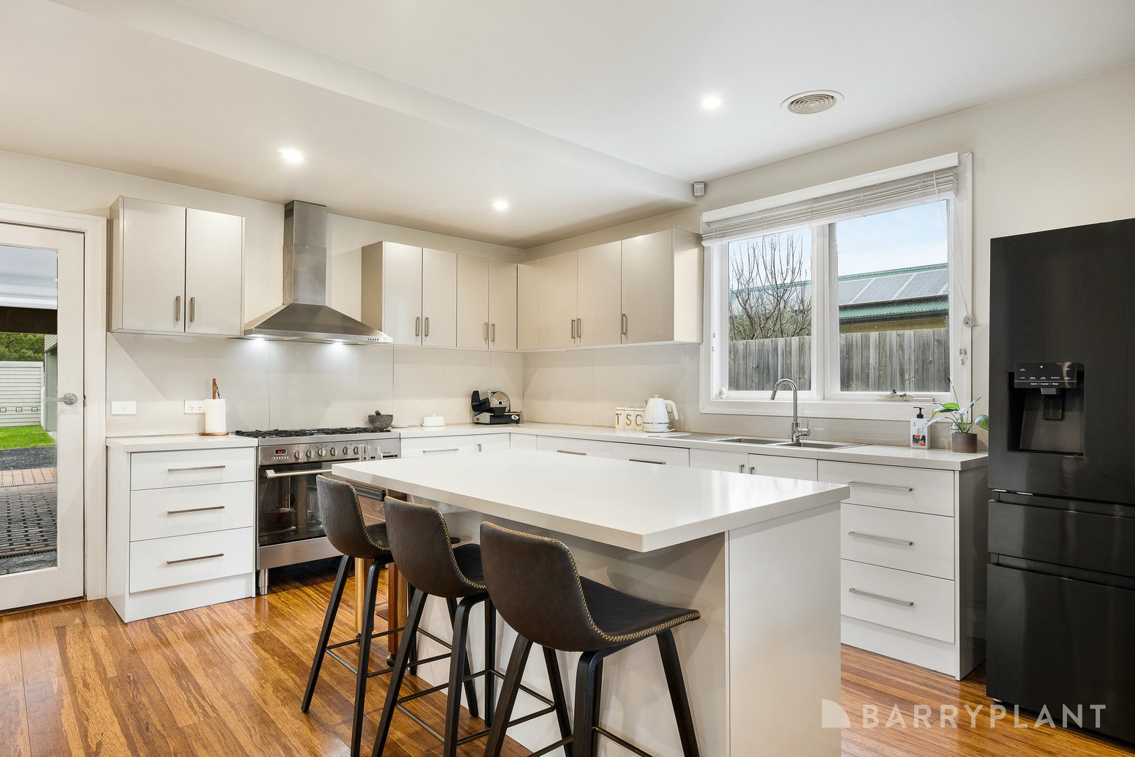 29 Thomas Road, Healesville, VIC 3777, Healesville - Thumbnail 3