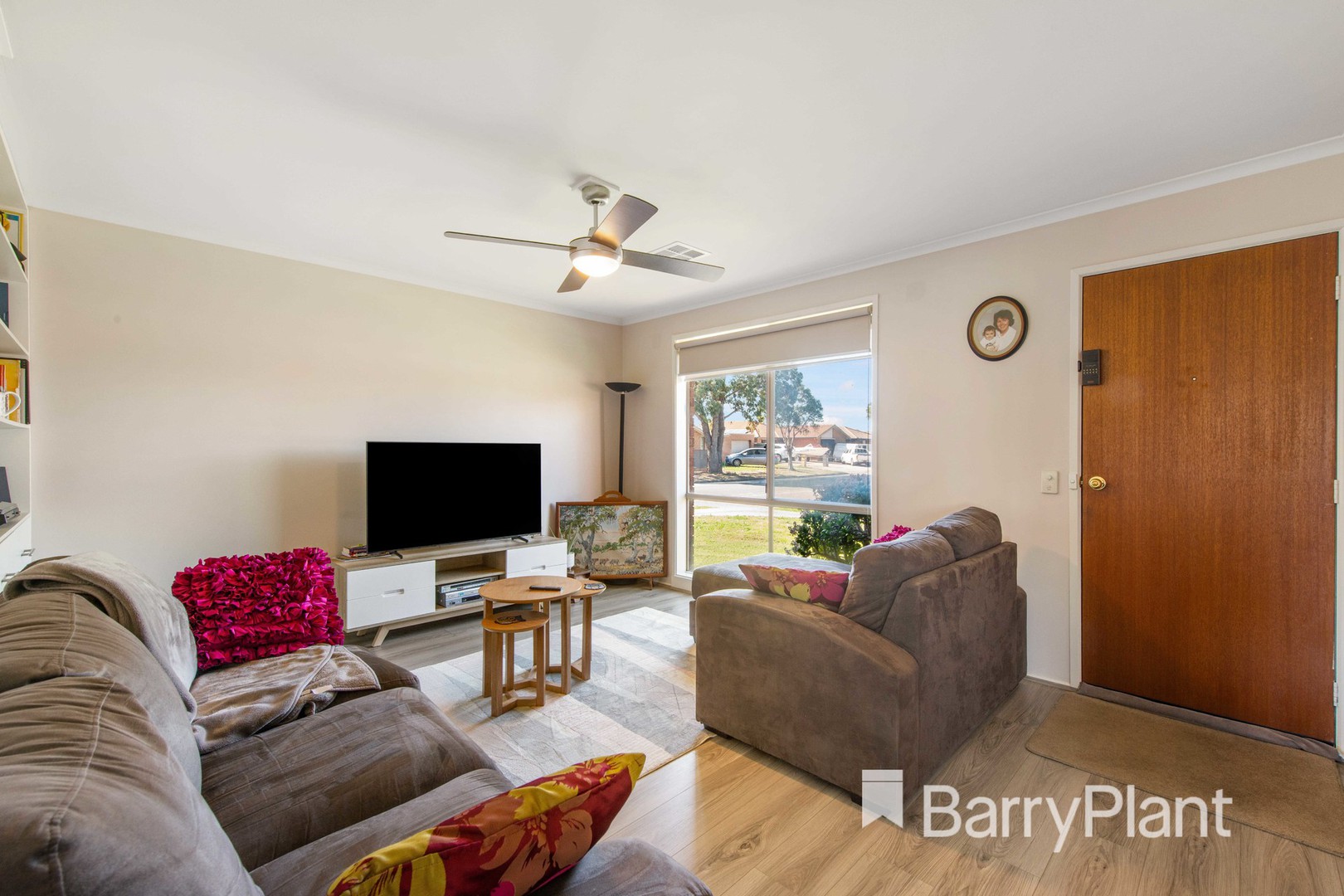 29 Thoroughbred Avenue, Werribee, VIC 3030 - Thumbnail 2 - 21/08/2023