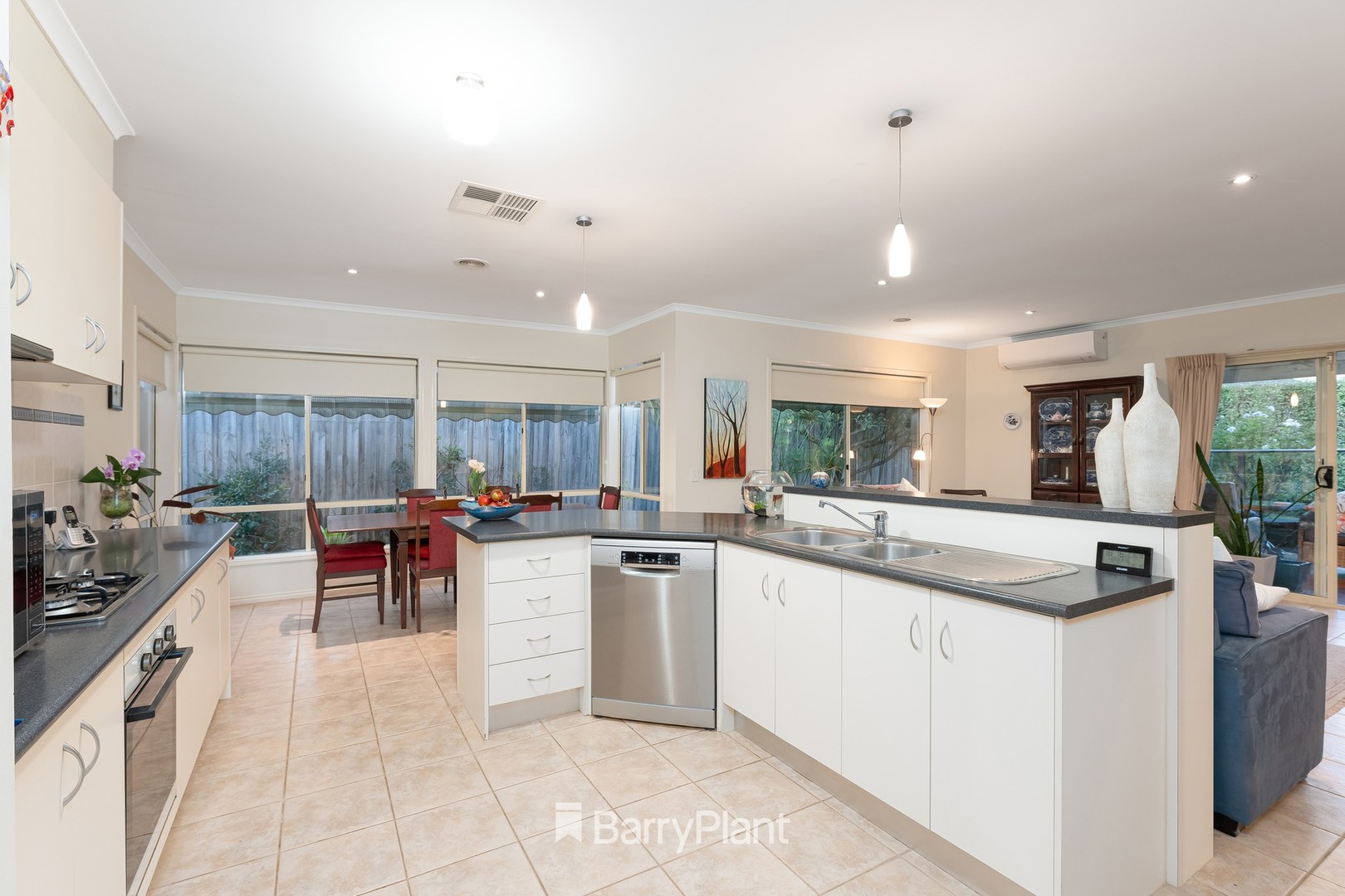29 Thwaites CloseHighton, VIC 3216, Highton - Thumbnail 2