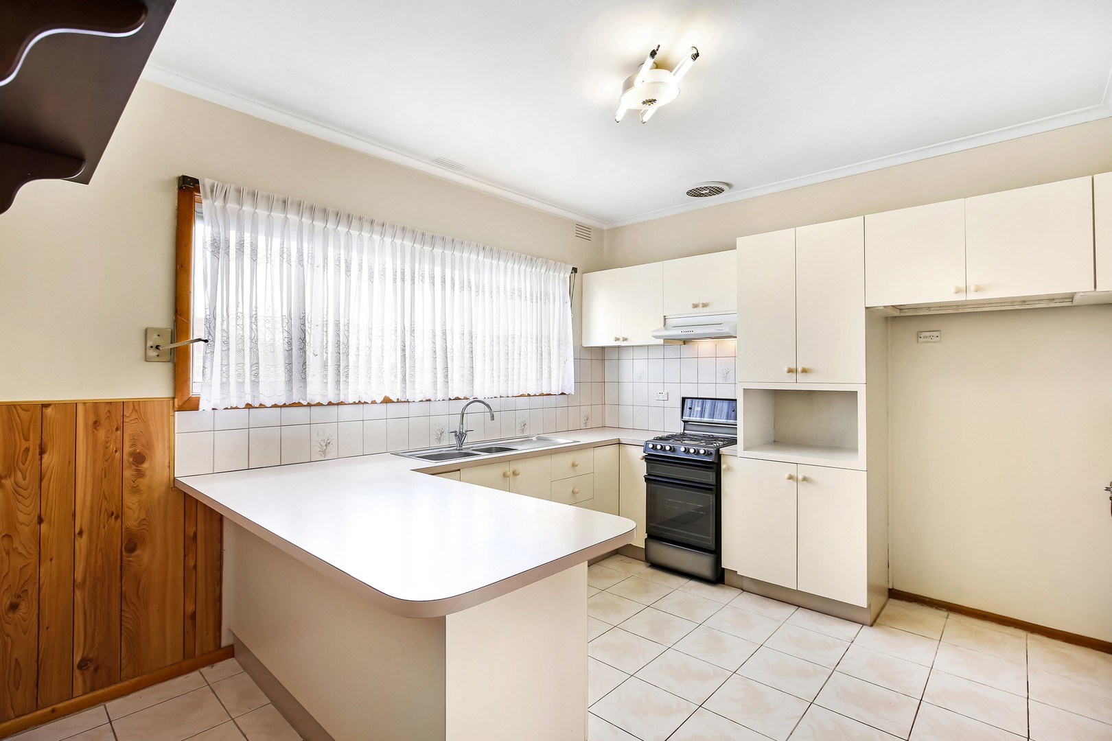 29 Tilbury Street, Thomastown, VIC 3074, Thomastown - Thumbnail 3