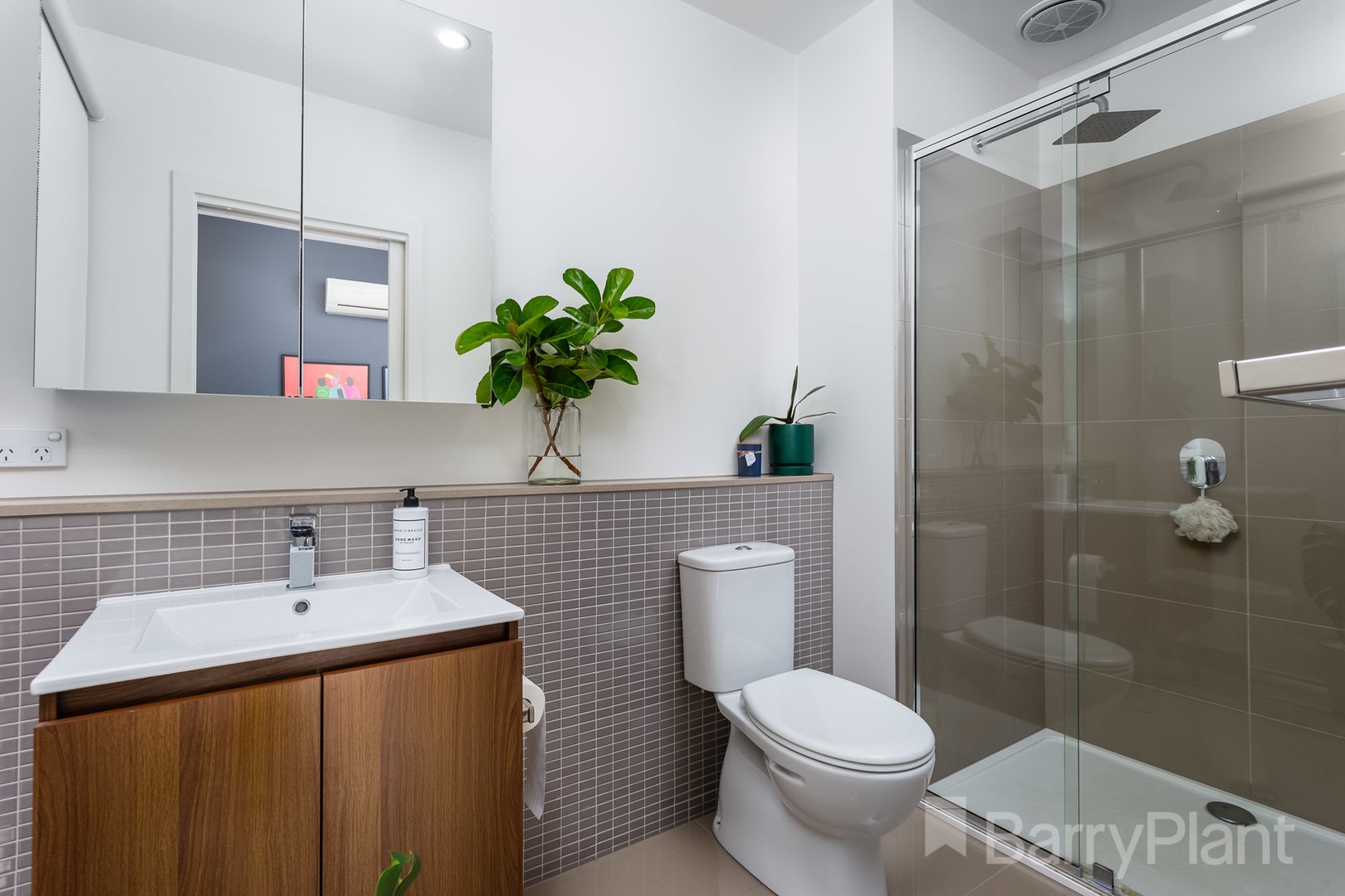 29 Tribeca Drive, Point Cook, VIC 3030, Point Cook - Thumbnail 4