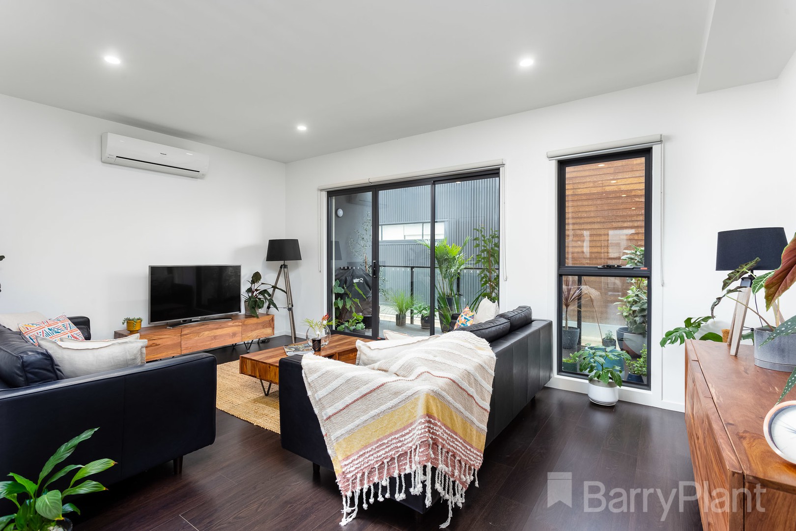 29 Tribeca Drive, Point Cook, VIC 3030, Point Cook - Thumbnail 5