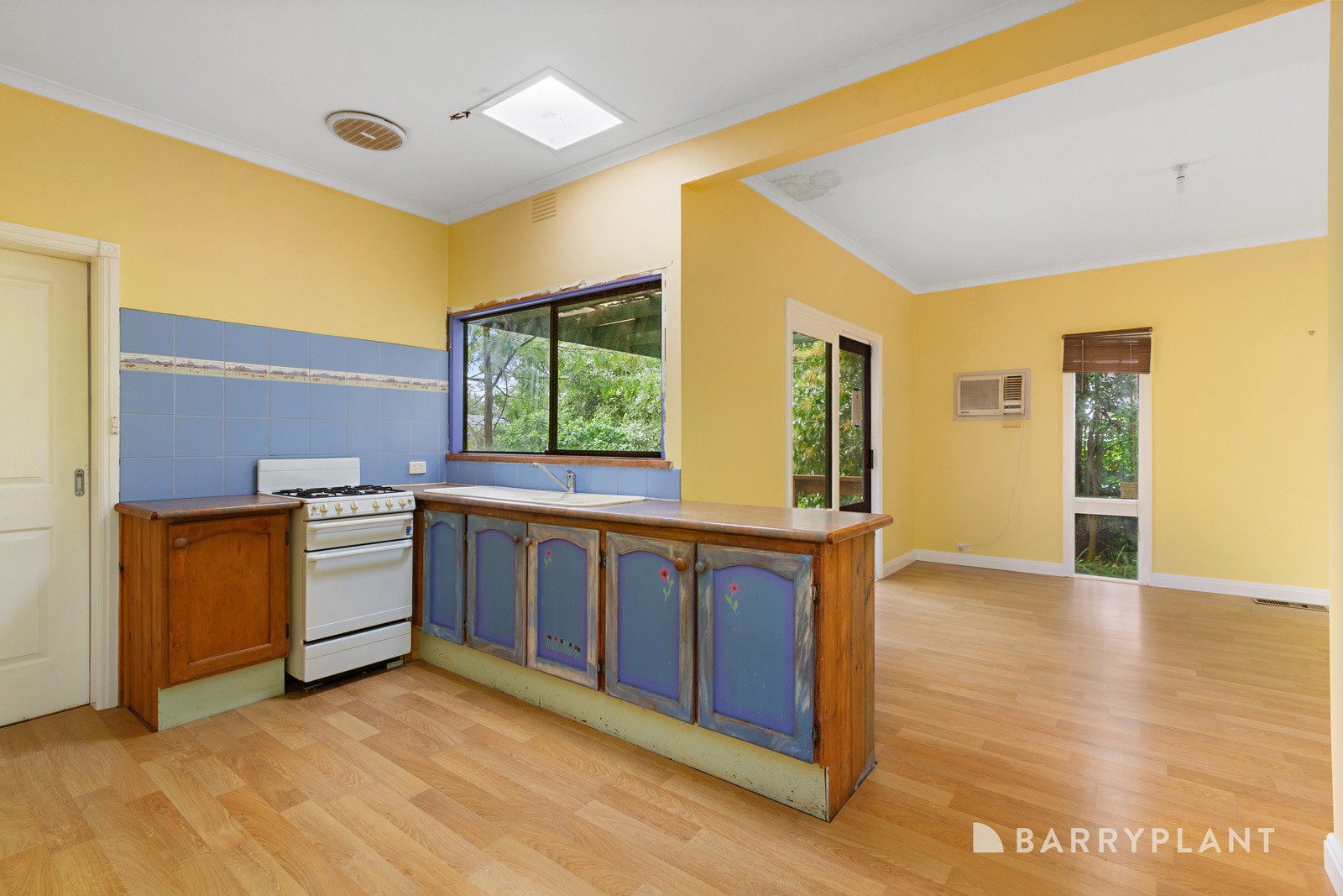 29 Waratah Avenue, The Basin, VIC 3154, The Basin - Thumbnail 3