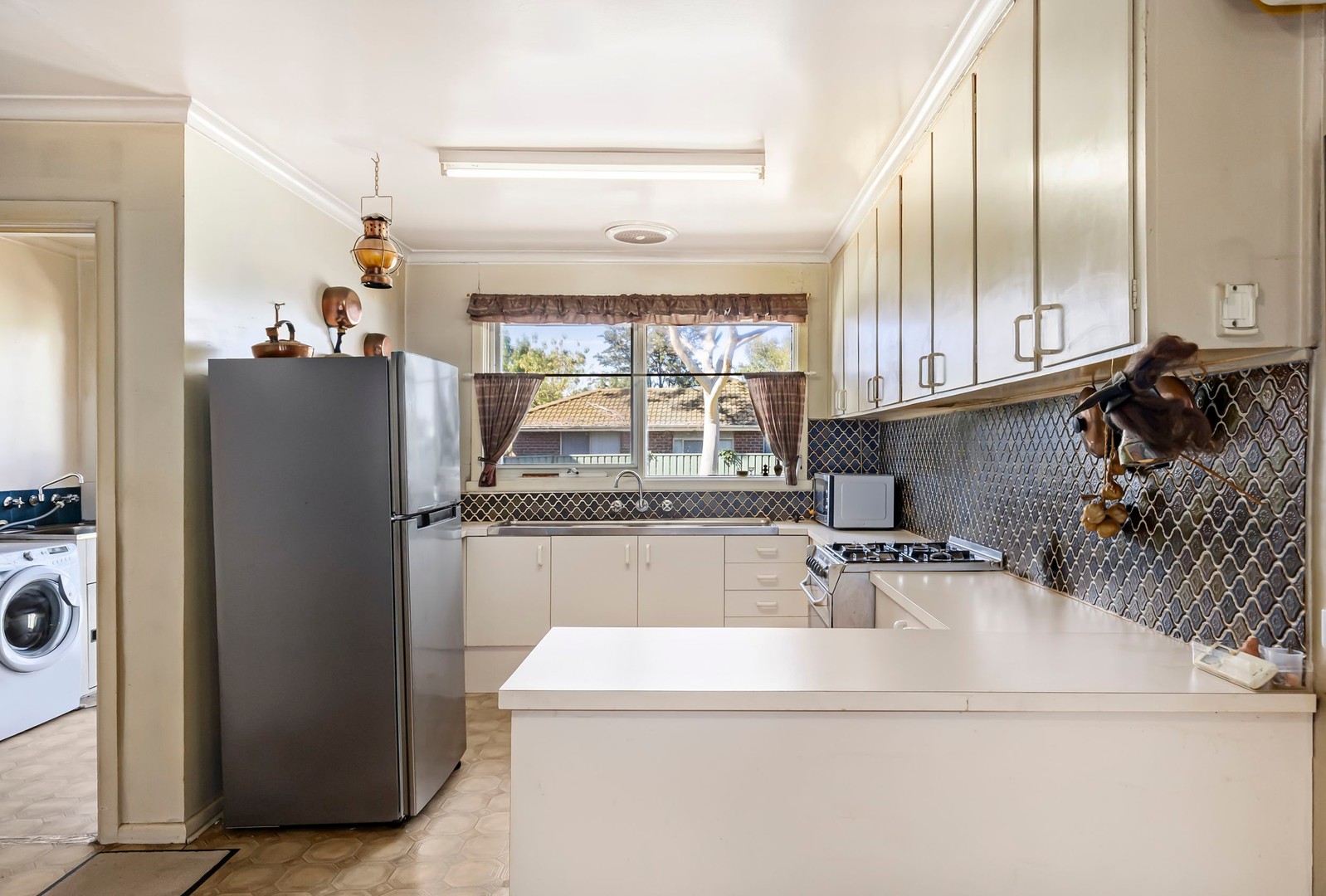 29 Wunnamurra Drive, Keilor East, VIC 3033, Keilor East - Thumbnail 3