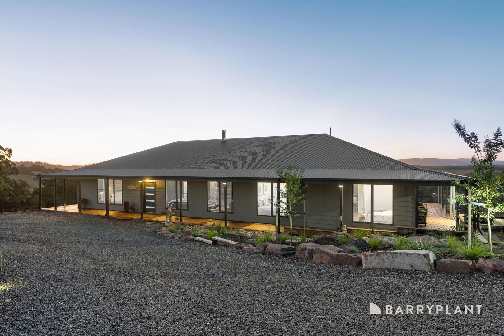 290 Mountain Road, Gembrook, VIC 3783 - Thumbnail 2 - 27/02/2025