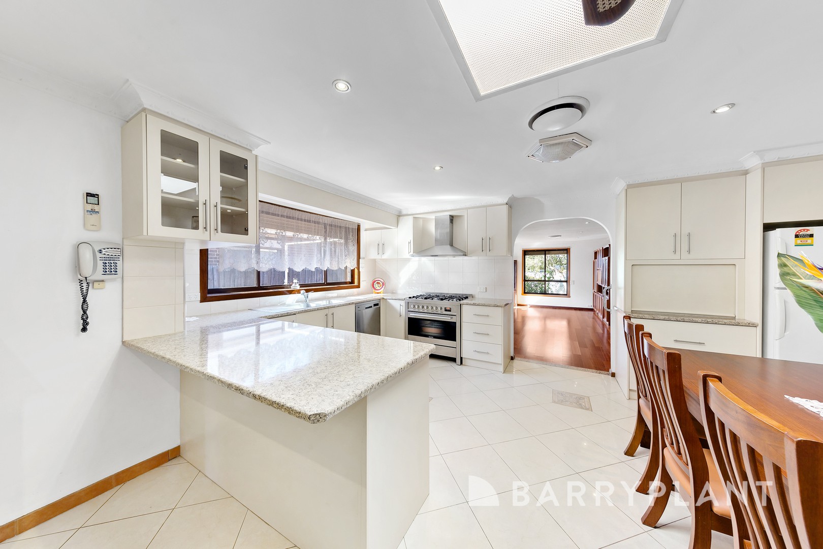 291 Sunshine Avenue, St Albans, VIC 3021, St Albans - Thumbnail 5