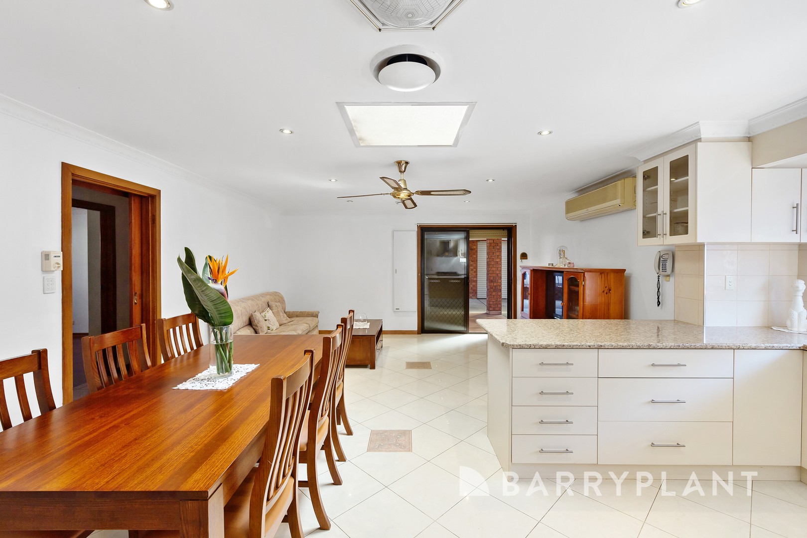 291 Sunshine Avenue, St Albans, VIC 3021, St Albans - Thumbnail 6