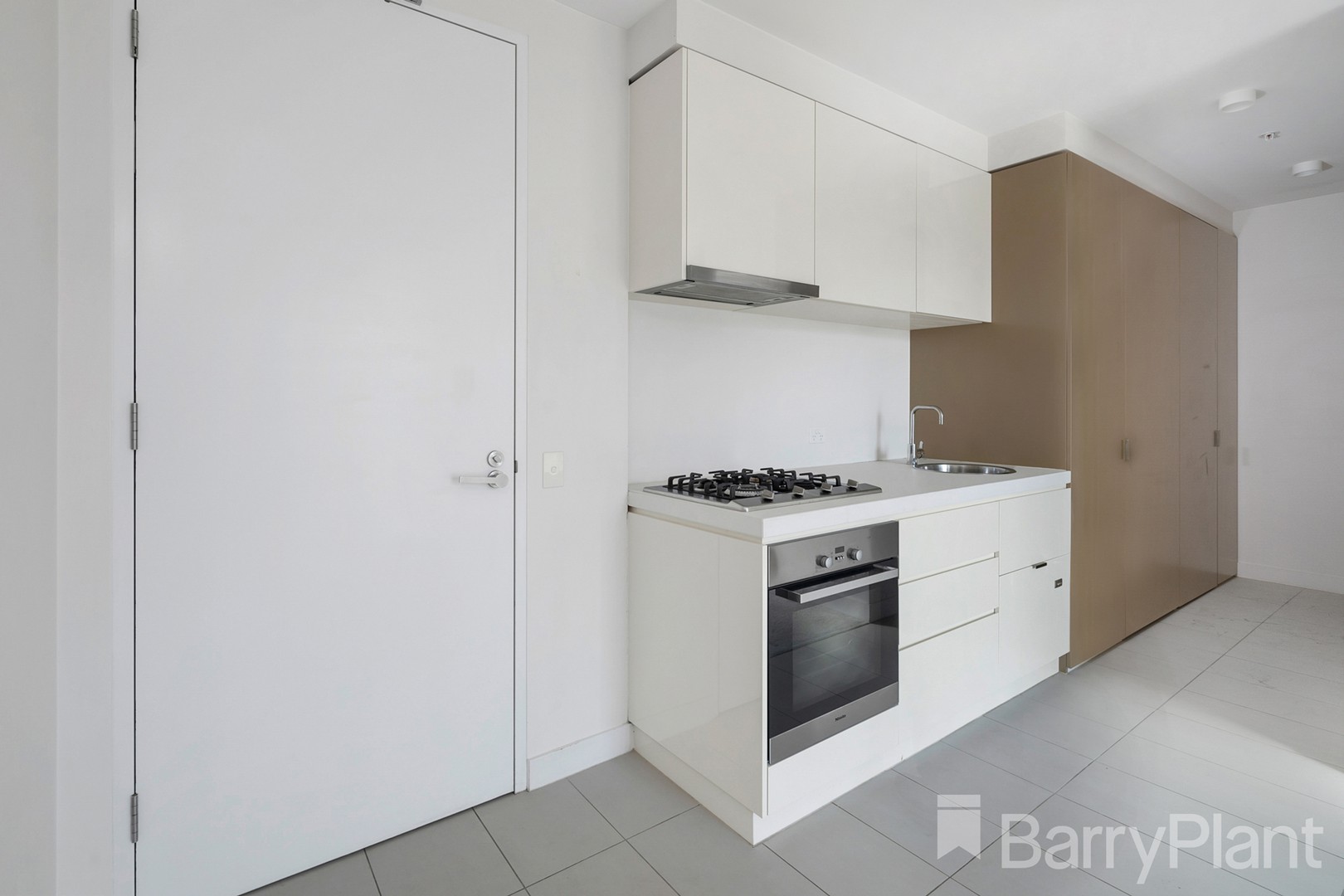 2912/33 MacKenzie Street, Melbourne, VIC 3000 - Thumbnail 2 - 22/03/2022