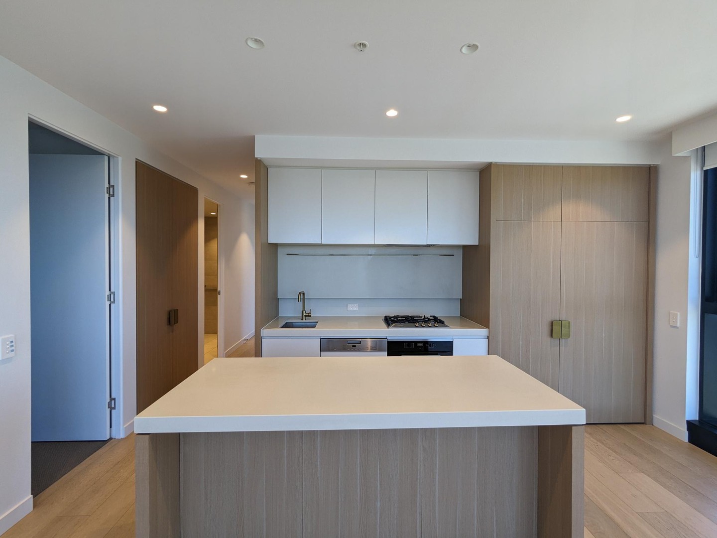 2913/545 Station Street, Box Hill, VIC 3128, Box Hill - Thumbnail 3