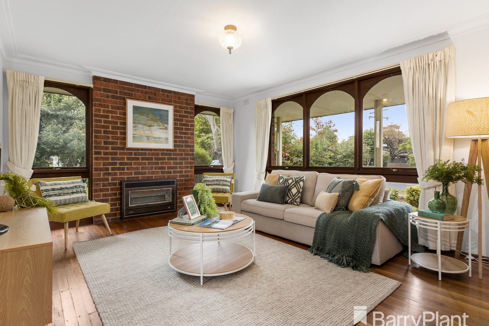 297 Brandon Park Drive, Wheelers Hill, VIC 3150 - Thumbnail 2 - 19/11/2024