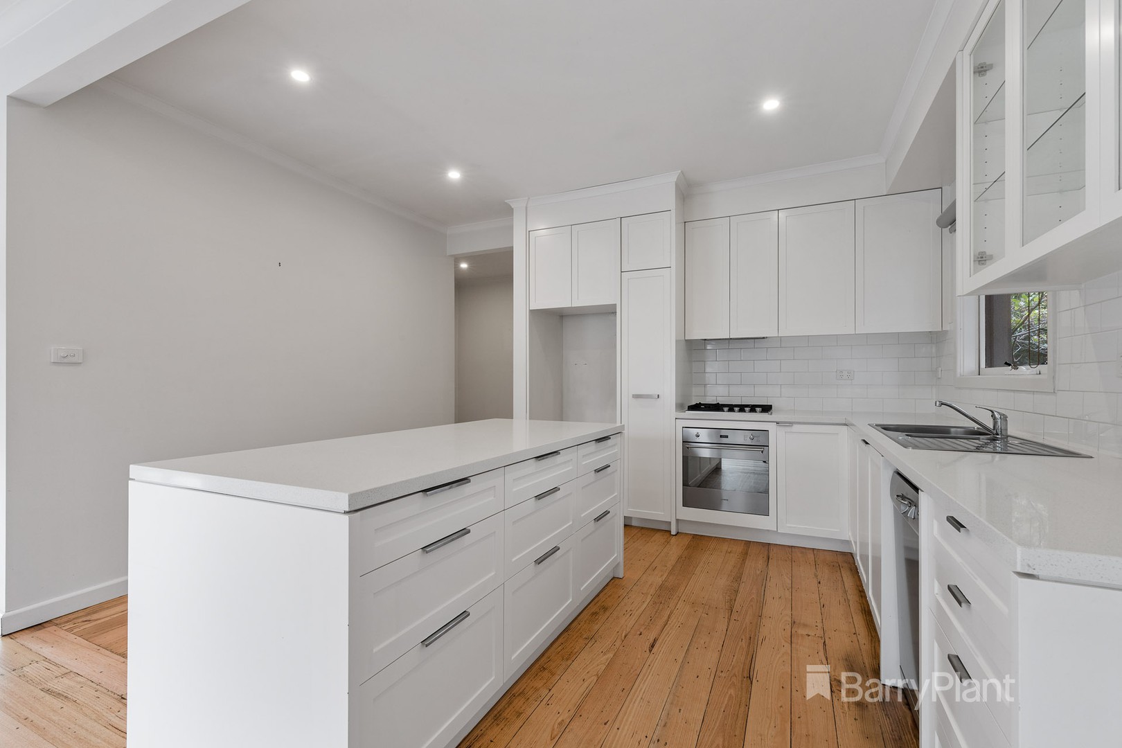 297 Lower Heidelberg  Road, Ivanhoe East, VIC 3079, Ivanhoe East - Thumbnail 4
