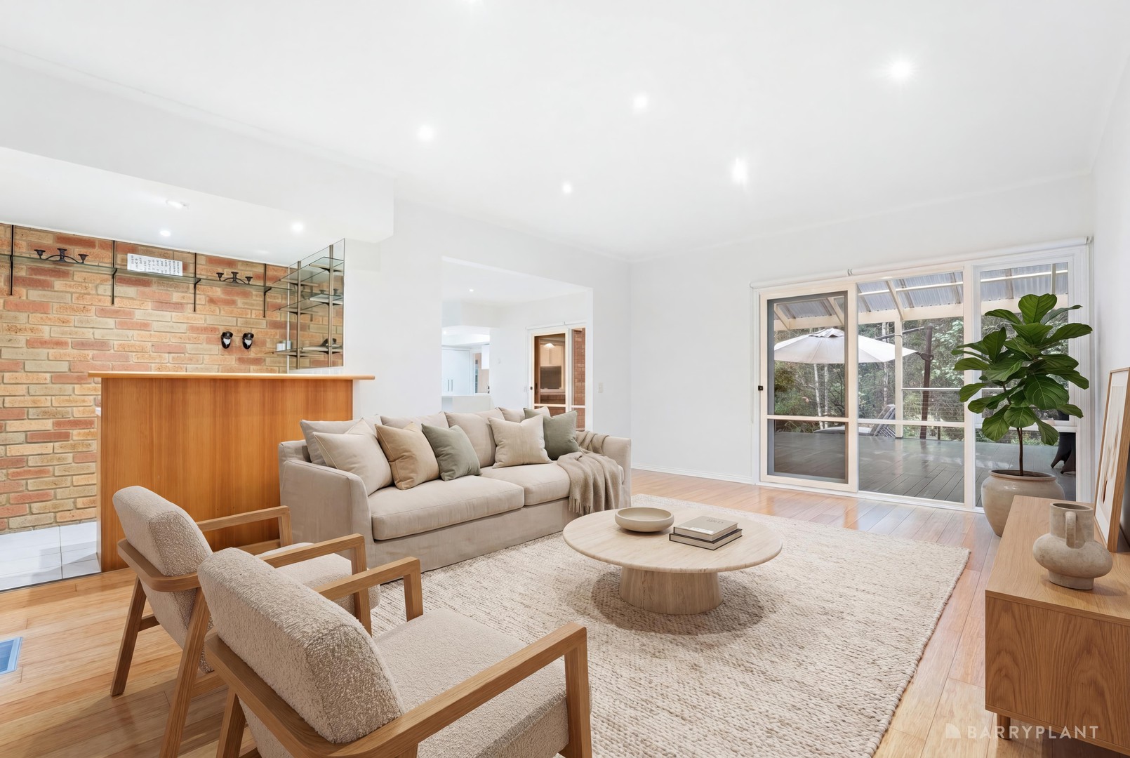 298-300 Oban Road, Donvale, VIC 3111, Donvale - Thumbnail 4