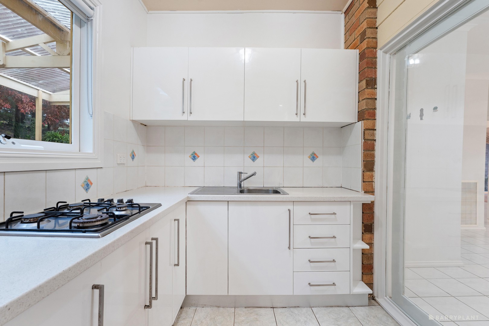 298-300 Oban Road, Donvale, VIC 3111, Donvale - Thumbnail 8