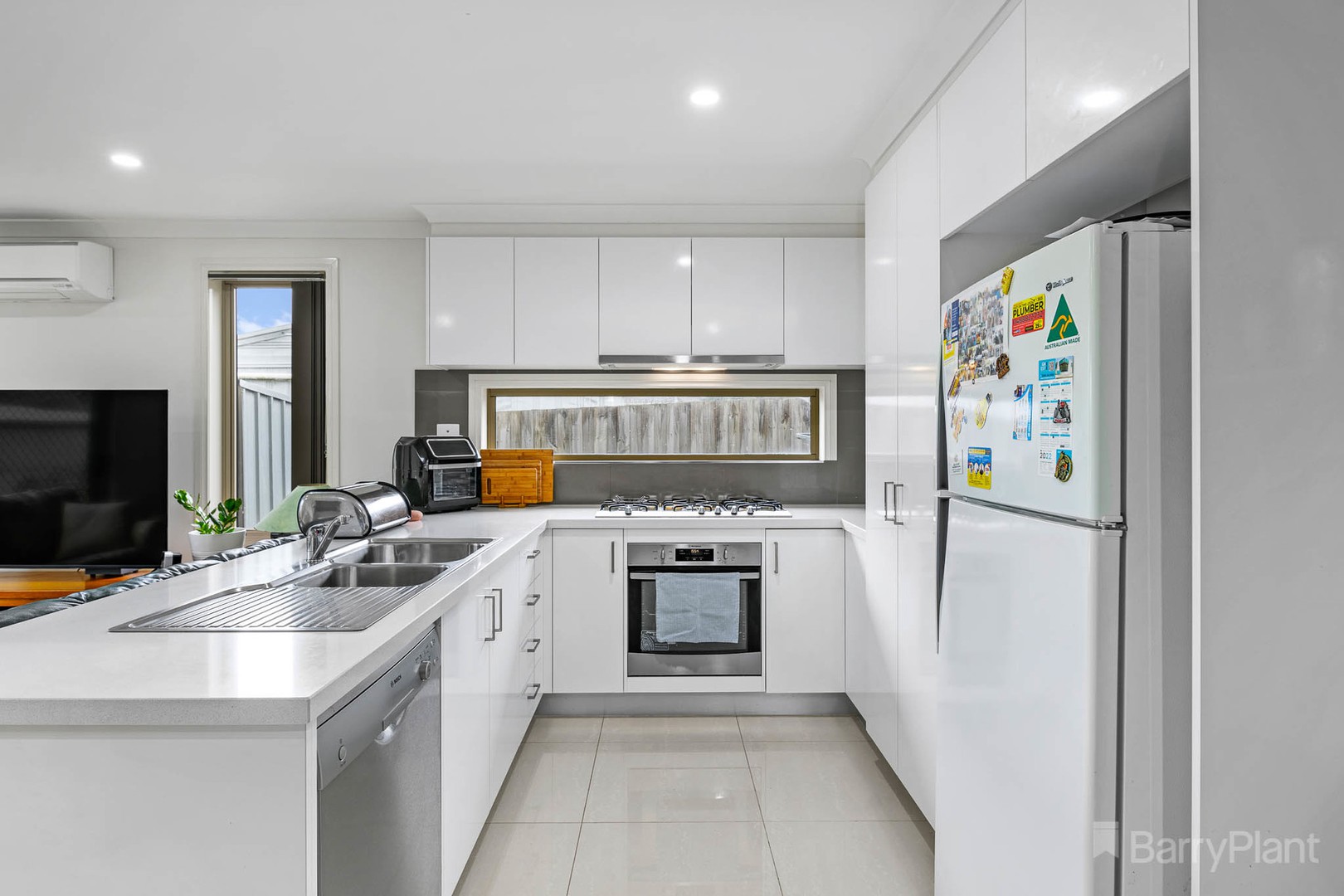 29a Franleigh Drive, Narre Warren, VIC 3805, Narre Warren - Thumbnail 2
