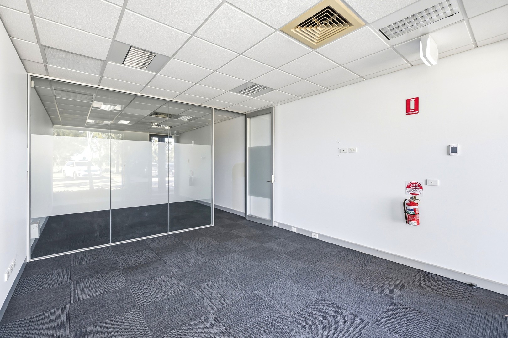 2A/33-35 Macedon Street, Sunbury, VIC 3429 - Thumbnail 2 - 20/05/2026