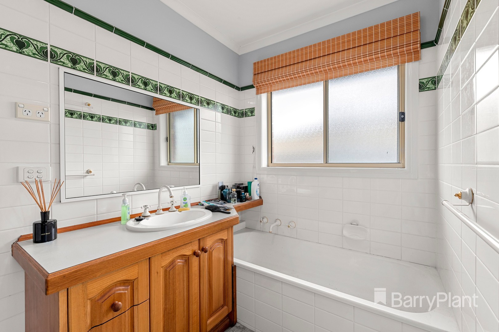 2a Bradley Drive, Mill Park, VIC 3082, Mill Park - Thumbnail 7