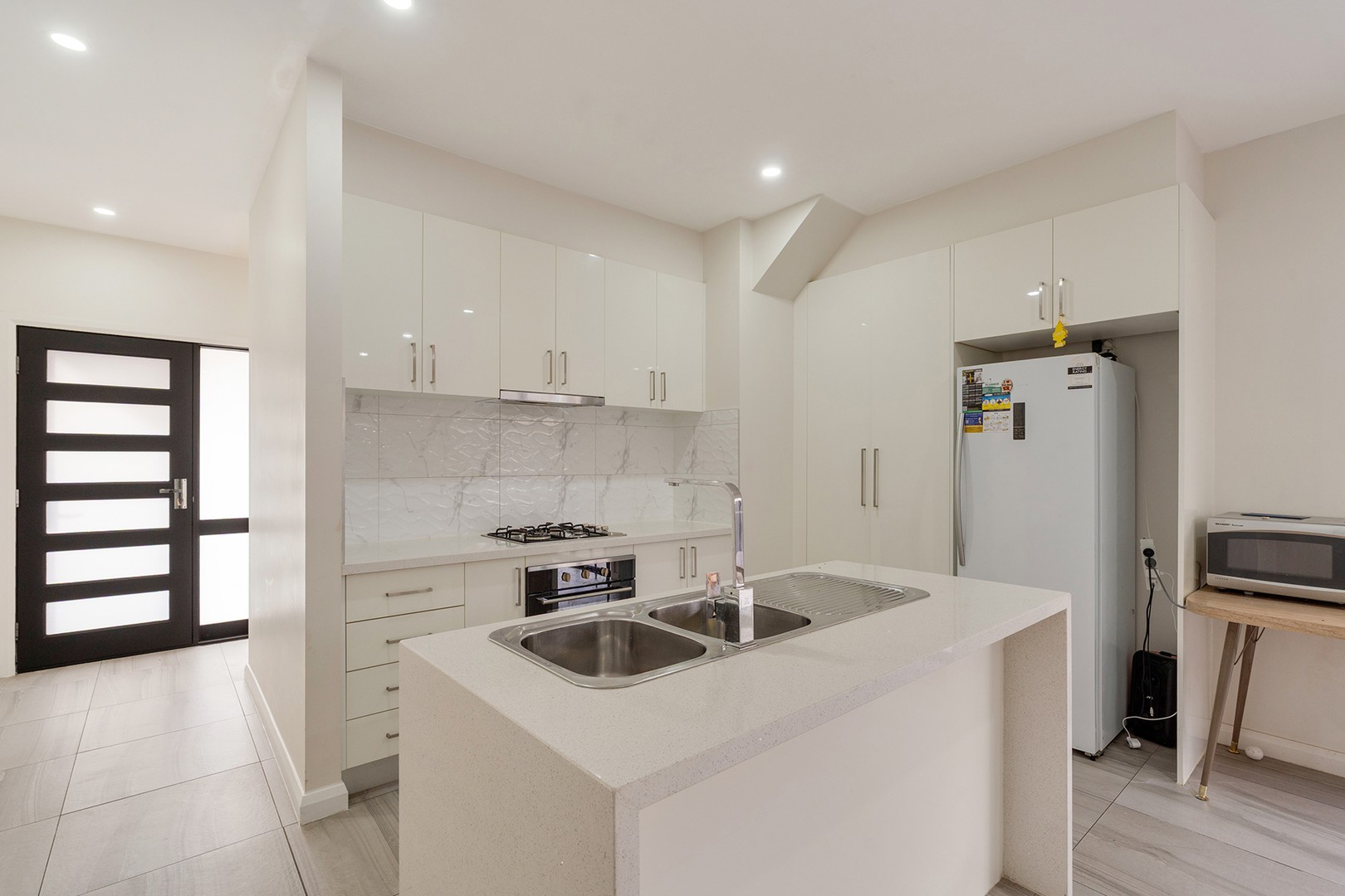 2A Divan Place, Craigieburn, VIC 3064 - Thumbnail 2 - 16/04/2026