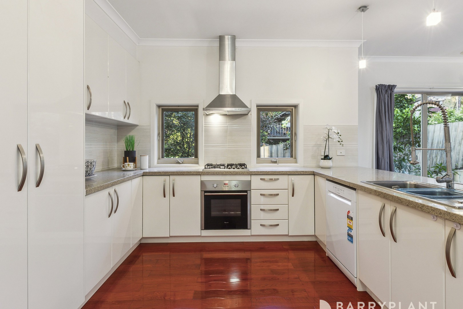 2A Edinburgh Road, Bayswater, VIC 3153, Bayswater - Thumbnail 3
