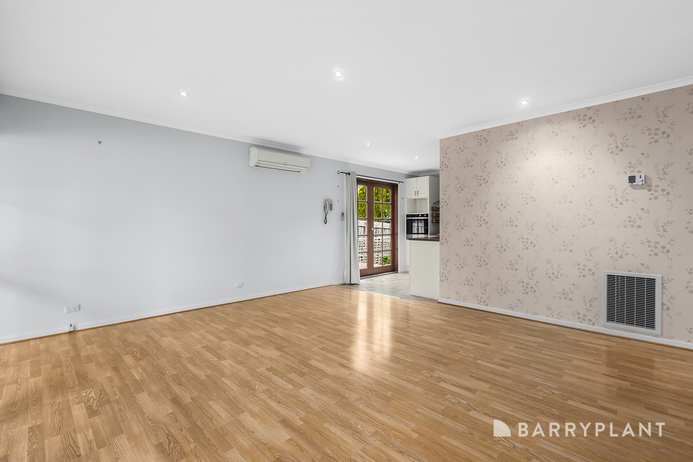2A Glen Cairn Avenue, Ringwood, VIC 3134, Ringwood - Thumbnail 4