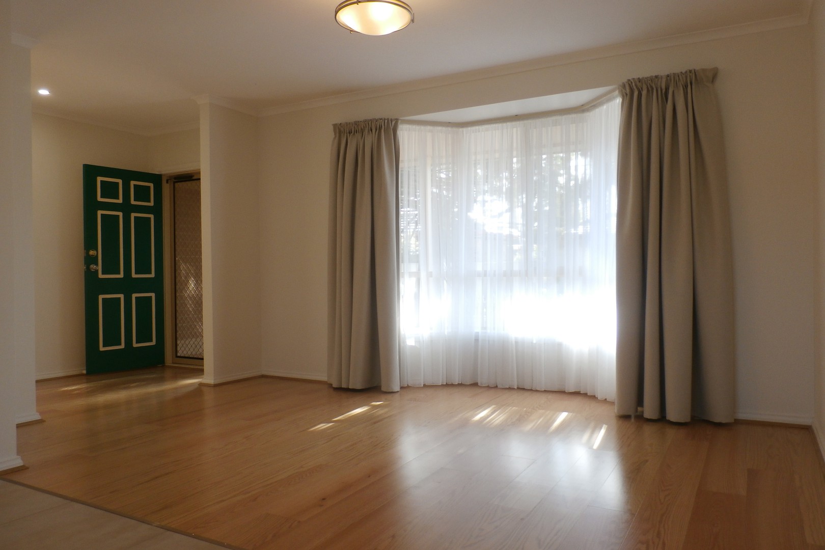 2A Irvine Street, Pascoe Vale, VIC 3044, Pascoe Vale South - Thumbnail 2