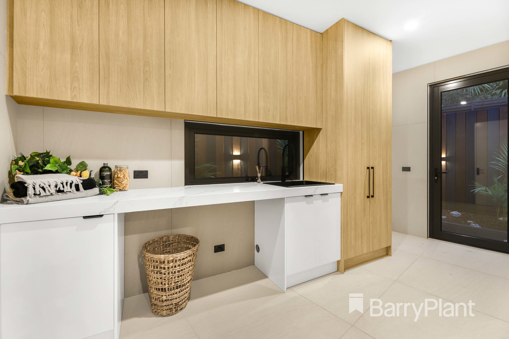 2A Larbert Road, Mooroolbark, VIC 3138, Mooroolbark - Thumbnail 7