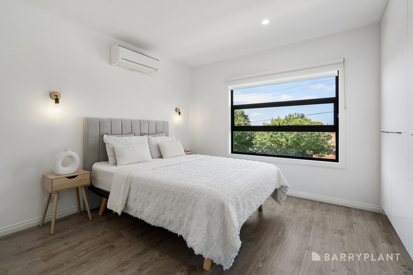 2A Oakbank Grove, Pascoe Vale, VIC 3044, Pascoe Vale - Thumbnail 5