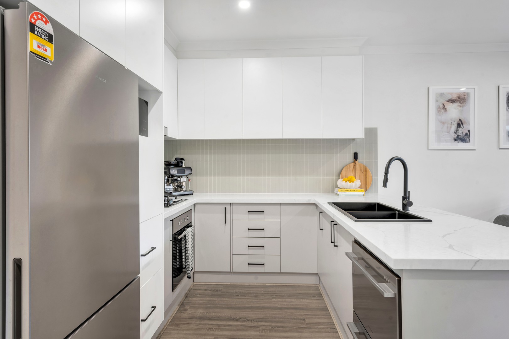 2A Patrick Court, Airport West, VIC 3042, Airport West - Thumbnail 3