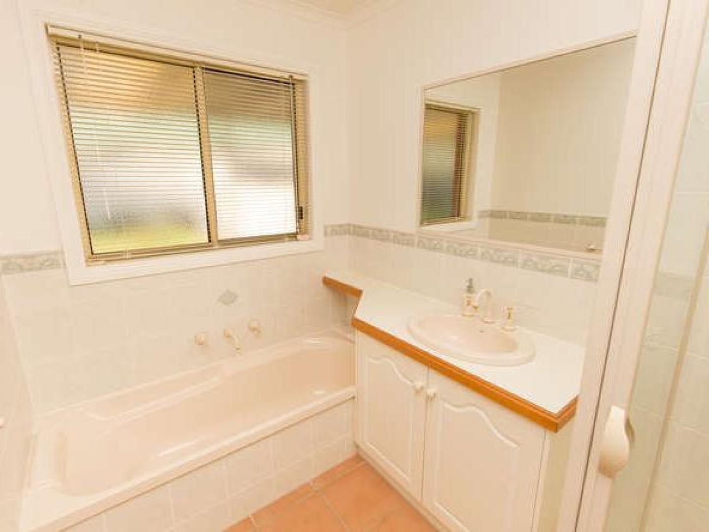 2A Pevensey Grove, Mildura, VIC 3500, Mildura - Thumbnail 8