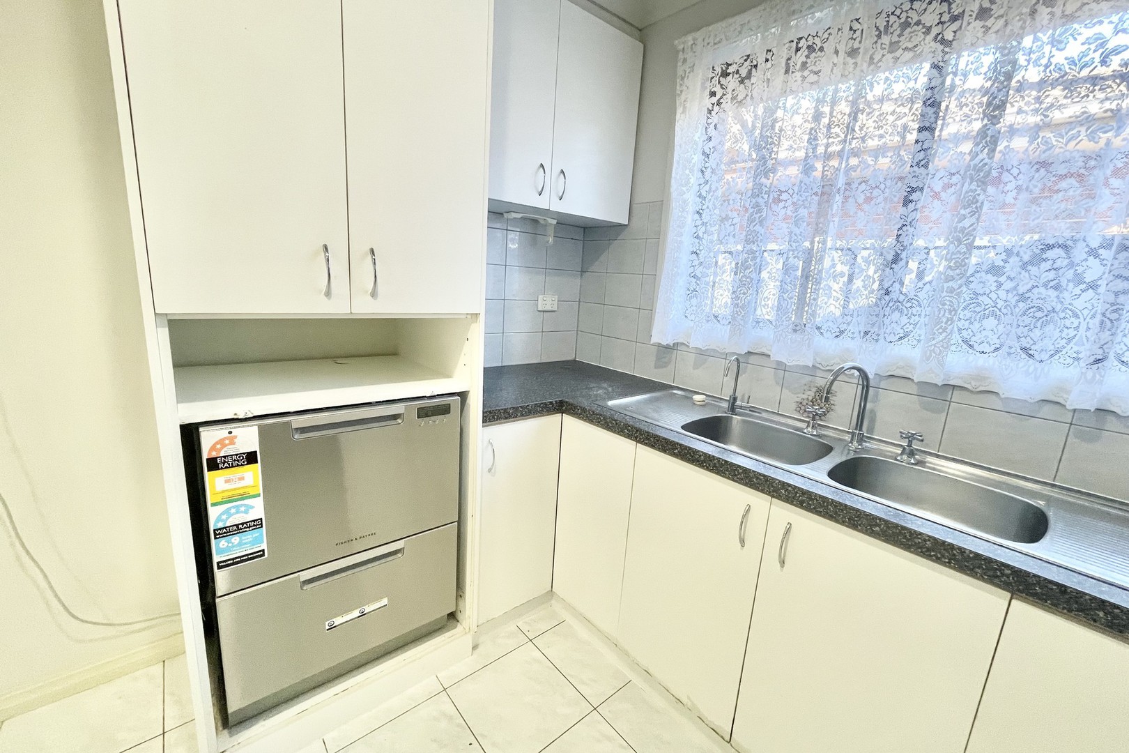 2A Robinson Court, Delahey, VIC 3037, Delahey - Thumbnail 6