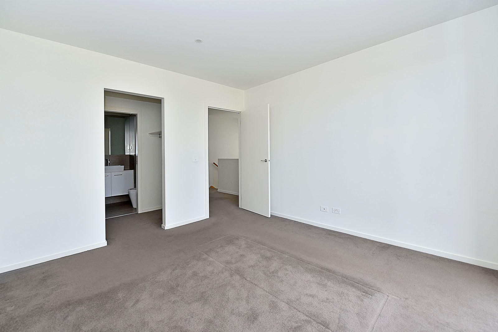 2A Rosehill Road, Niddrie, VIC 3042, Niddrie - Thumbnail 6