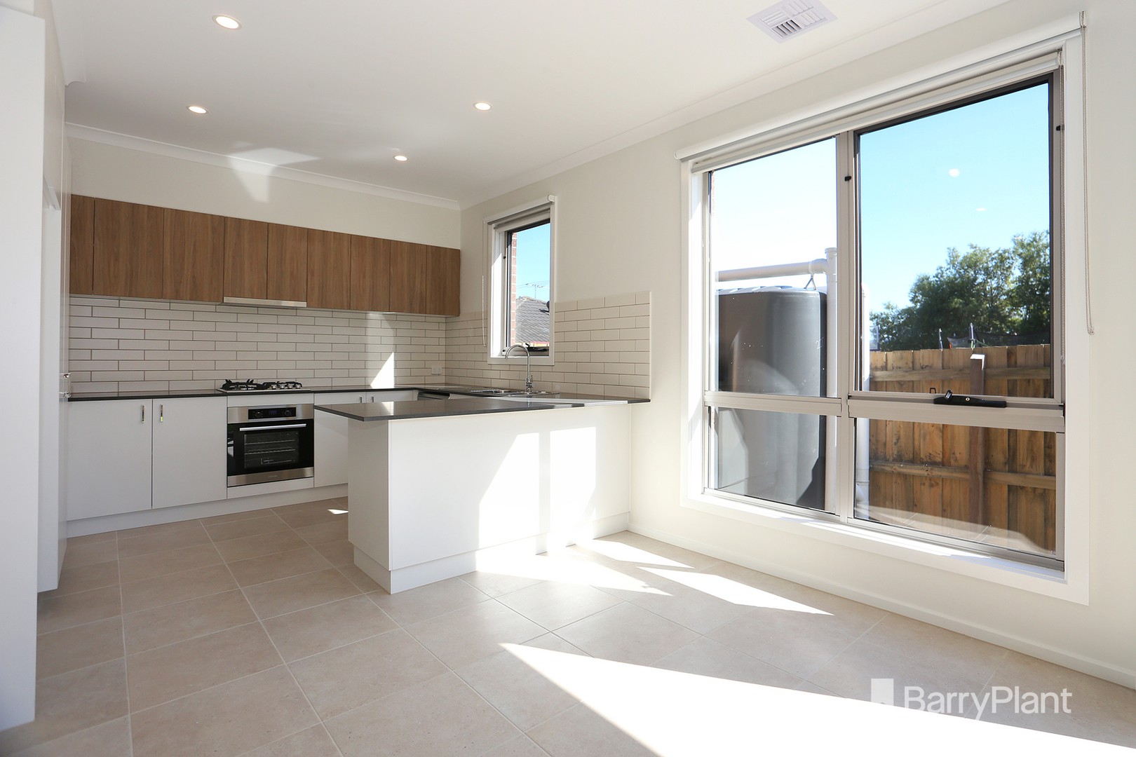 2A Shinners Avenue, Narre Warren, VIC 3805, Narre Warren - Thumbnail 3