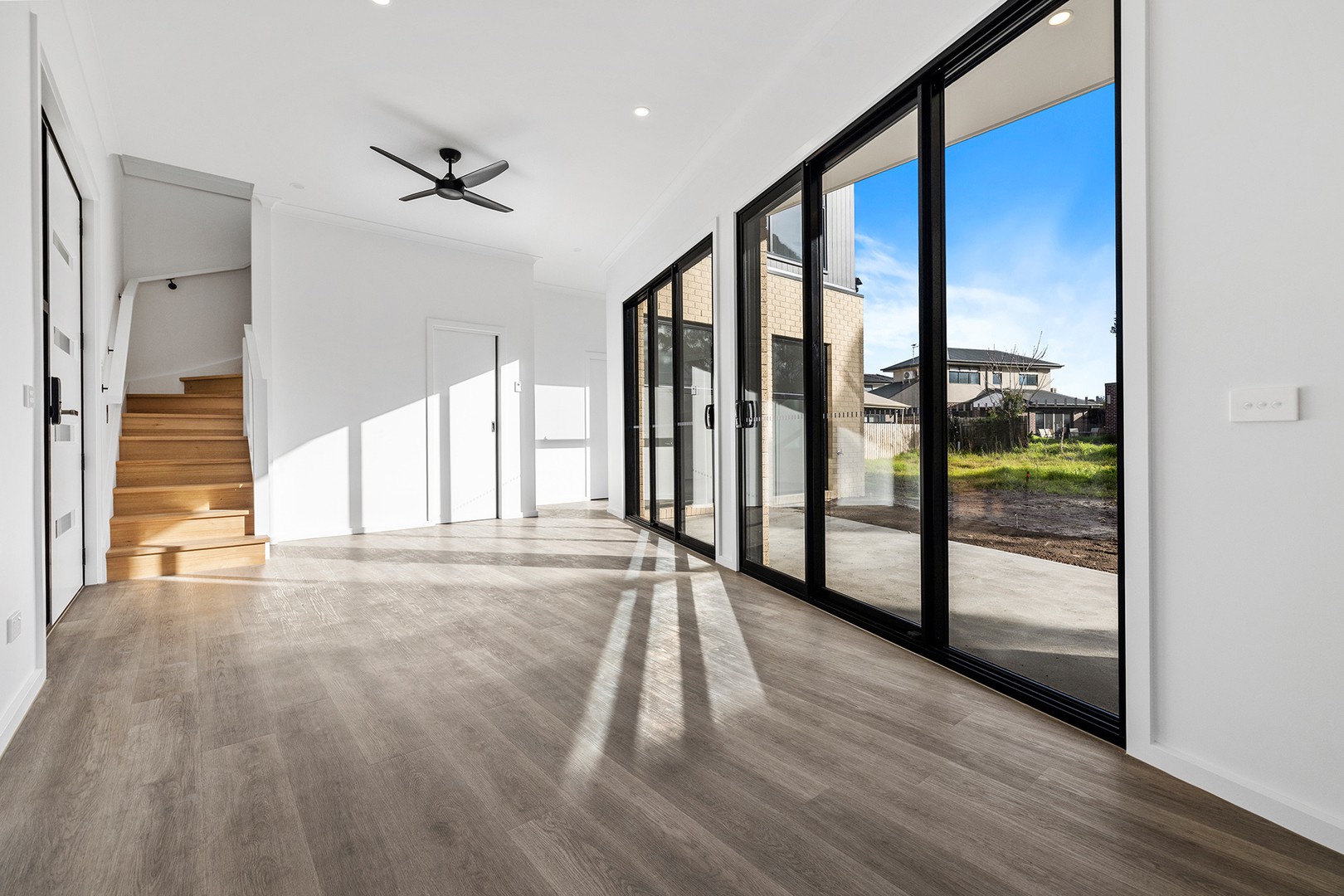 2A Swift Street, Frankston, VIC 3199 - Thumbnail 2 - 24/08/2026