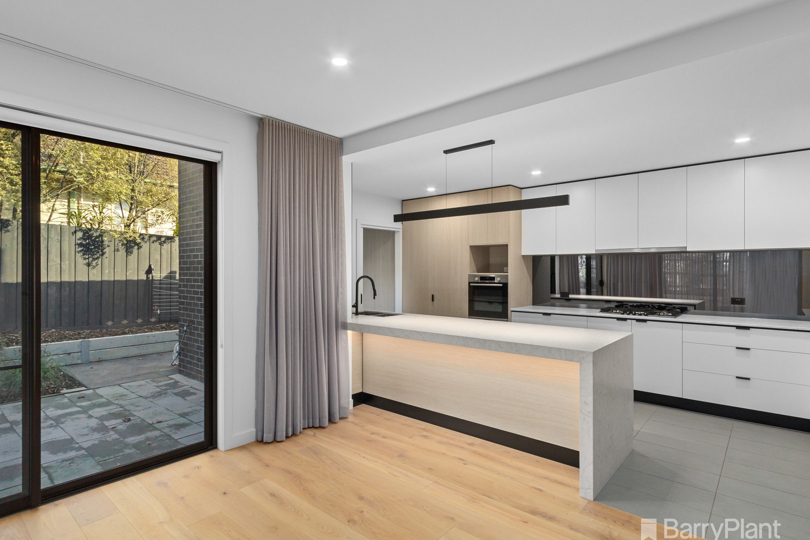 2A Tintern Avenue, Bayswater North, VIC 3153, Bayswater North - Thumbnail 2