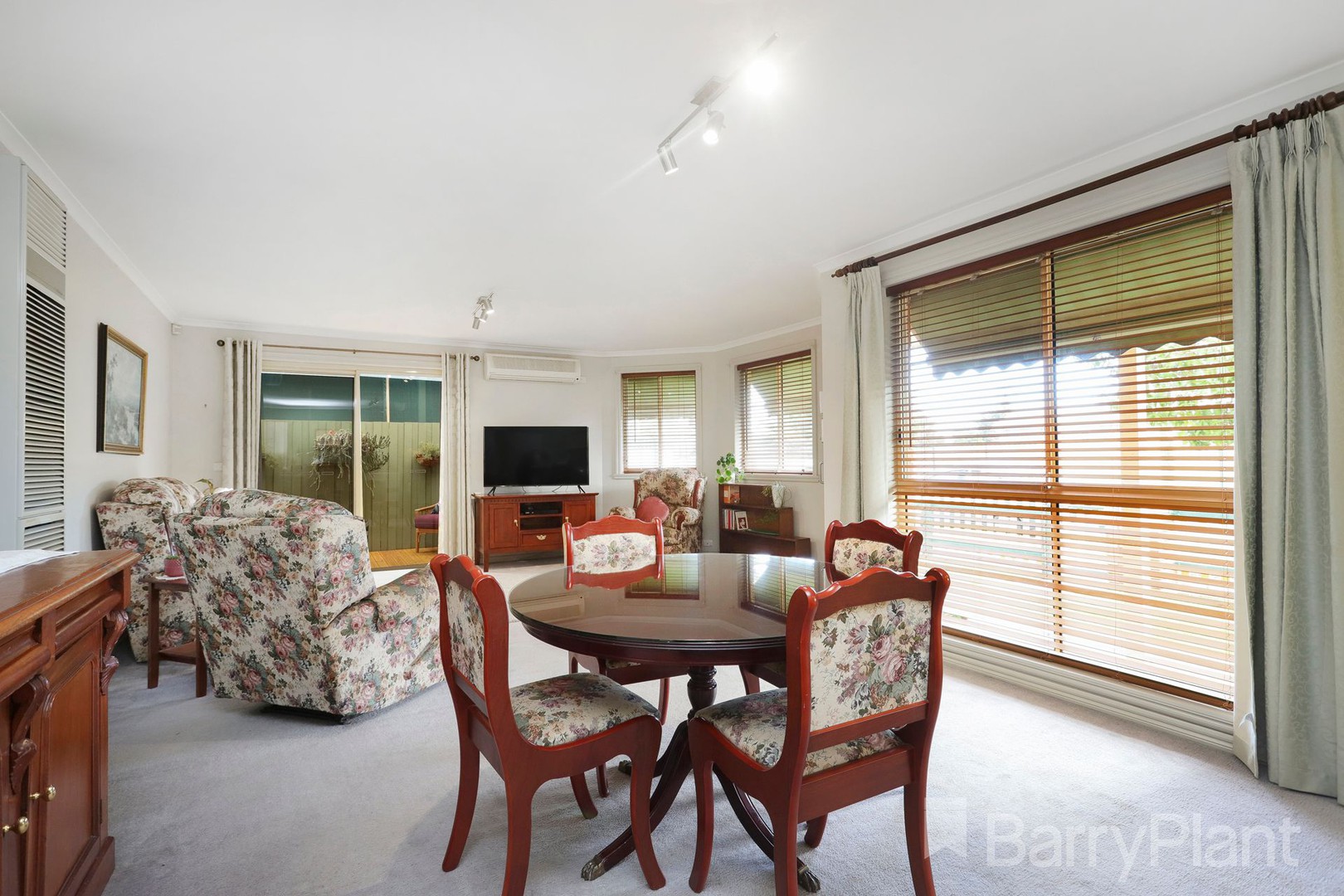 2A Tudor Road, Sunshine North, VIC 3020, Sunshine North - Thumbnail 3