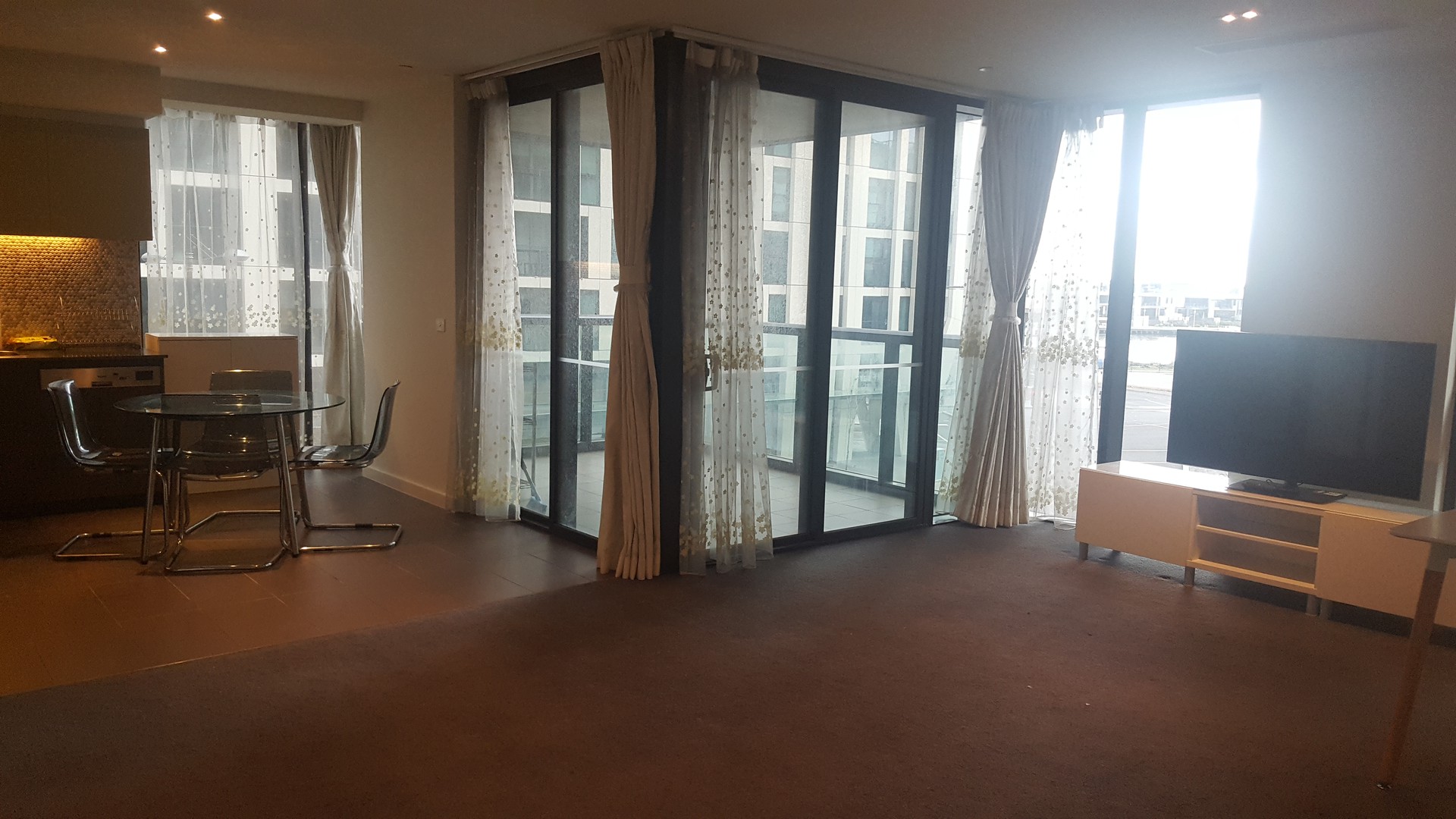 2B/8 Waterside Place, Docklands, VIC 3008, Docklands - Thumbnail 3