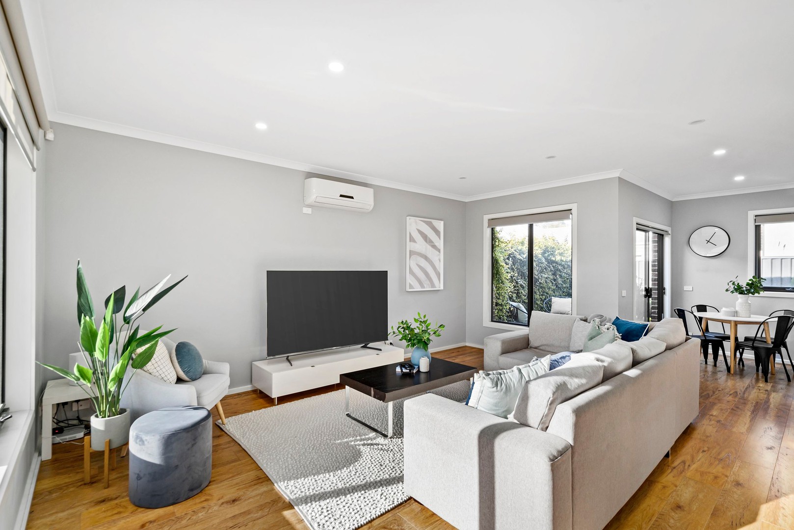 2b Barrie Court, Braybrook, VIC 3019, Braybrook - Thumbnail 2