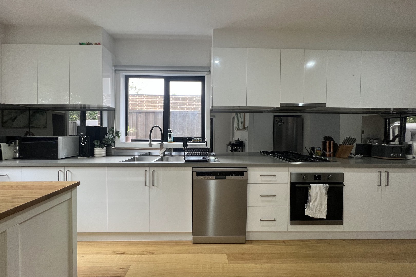 2B Chester Court, Fawkner, VIC 3060 - Thumbnail 1 - 13/02/2023