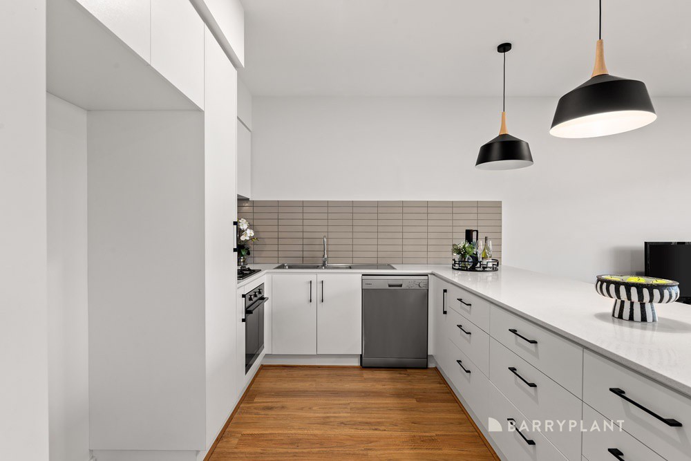 2B Essex Court, Bayswater, VIC 3153, Bayswater - Thumbnail 3