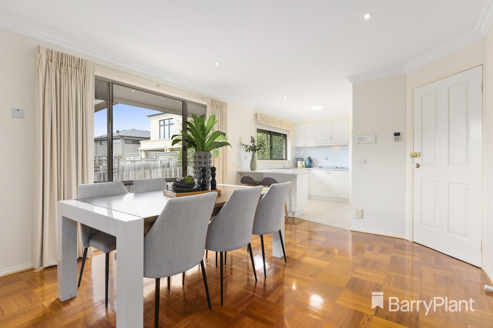 2B Florence Street, Glen Waverley, VIC 3150, Glen Waverley - Thumbnail 4