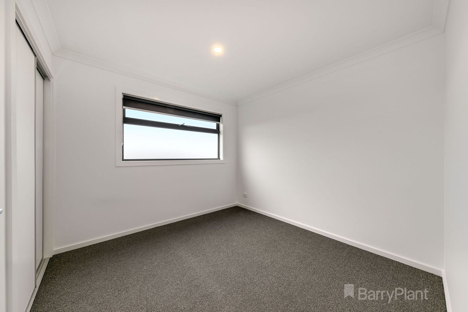 2B Heath Place, Pakenham, VIC 3810, Pakenham - Thumbnail 3