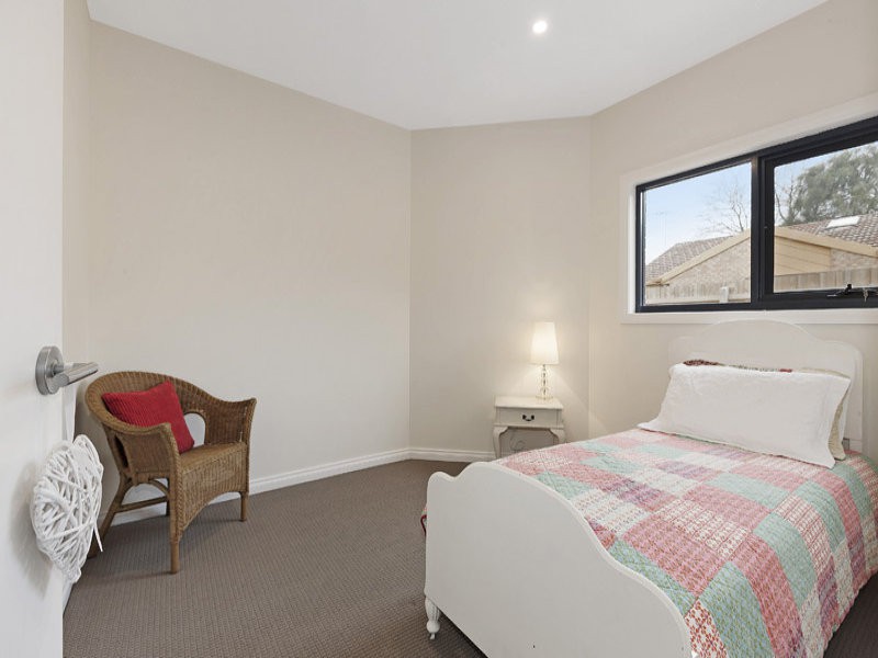 2b Jean Street, Cheltenham, VIC 3192, Cheltenham - Thumbnail 4