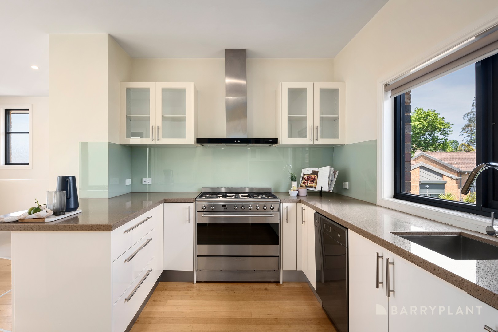 2B Jean Street, Cheltenham, VIC 3192, Cheltenham - Thumbnail 4
