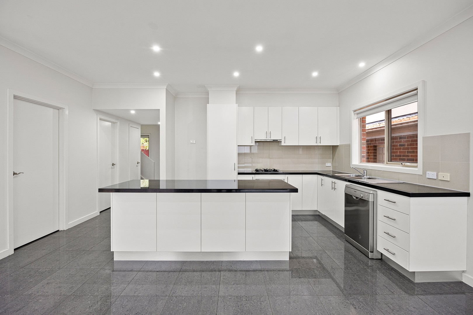 2B Sergeant Street, Blackburn, VIC 3130 - Thumbnail 1 - 13/03/2026