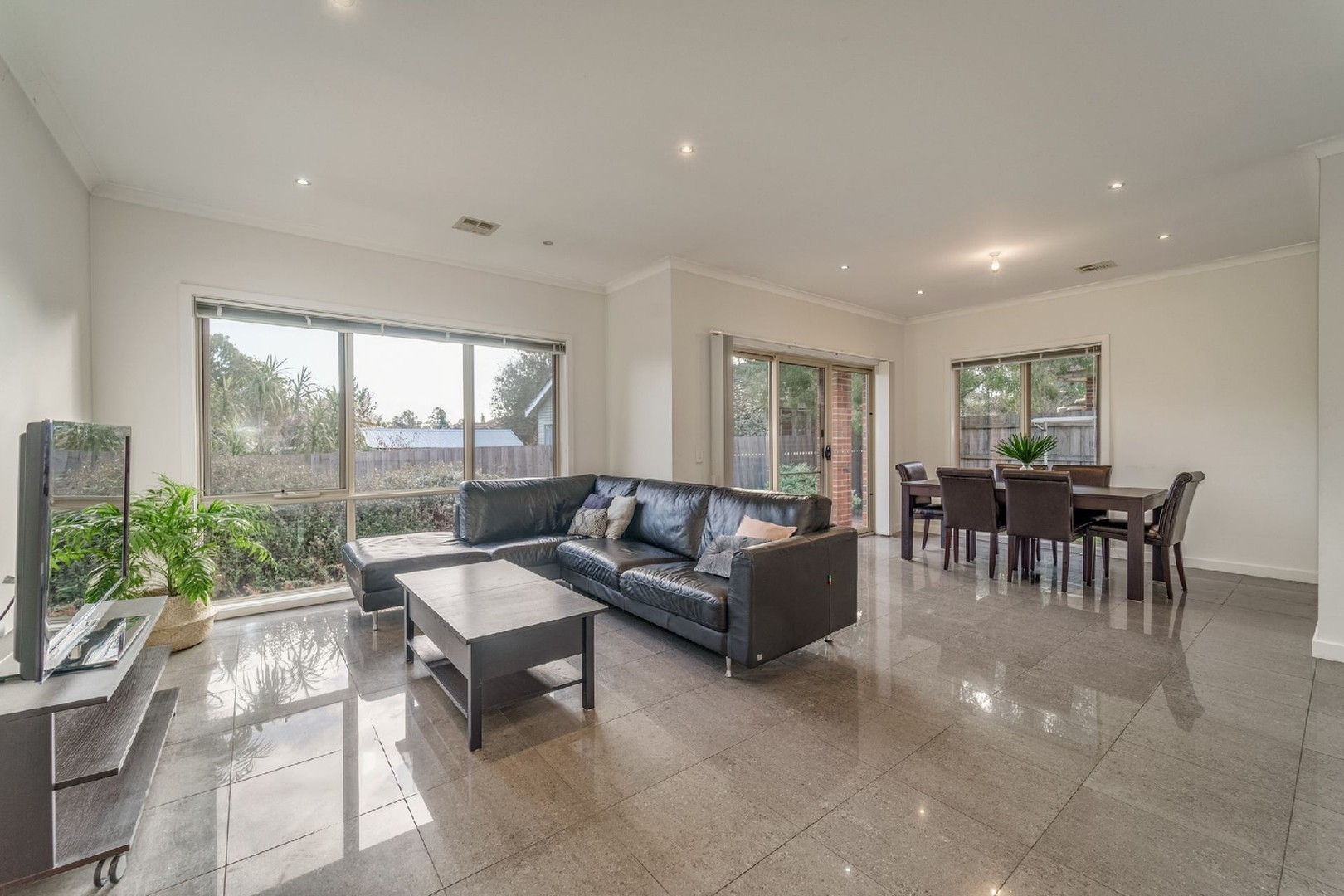 2B Sergeant Street, Blackburn, VIC 3130, Blackburn - Thumbnail 5