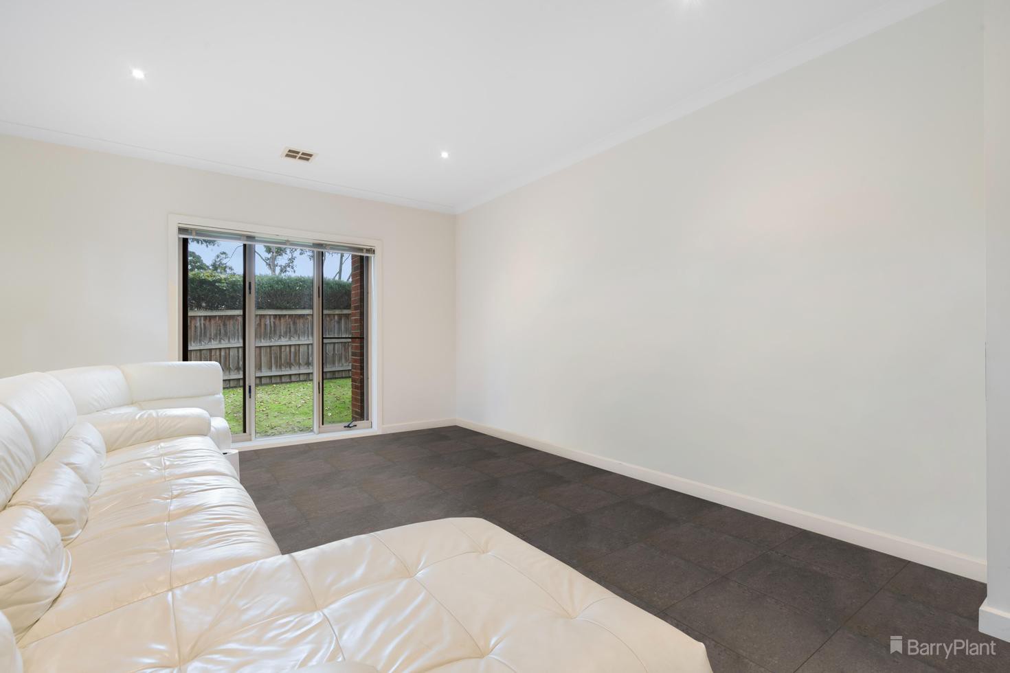 2C Sergeant Street, Blackburn, VIC 3130, Blackburn - Thumbnail 2