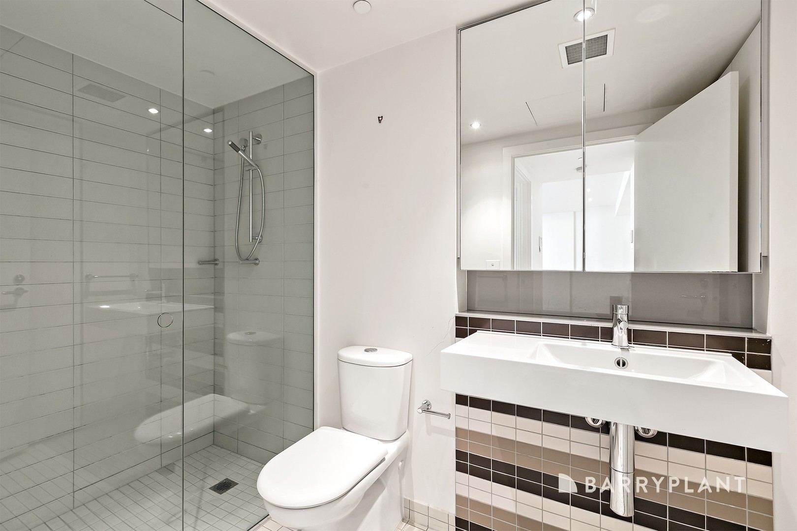 2E/8 Waterside Place, Docklands, VIC 3008, Docklands - Thumbnail 3