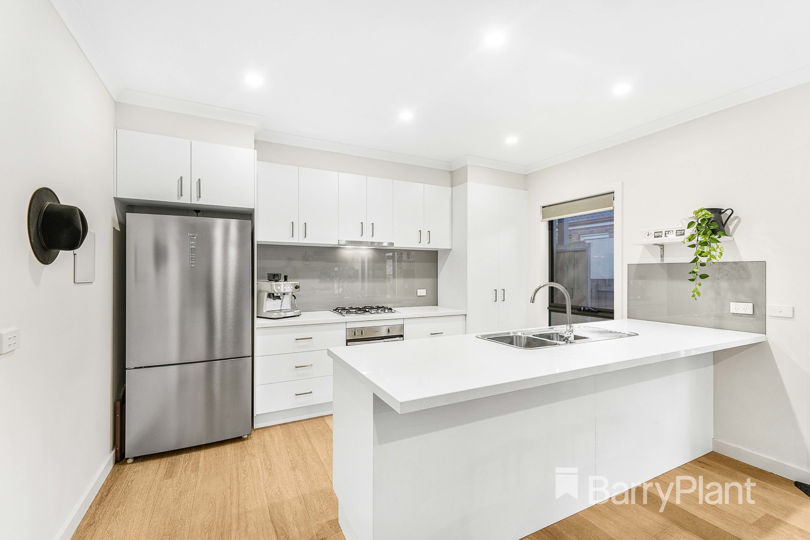 2E Graham Avenue, Kilsyth, VIC 3137, Kilsyth - Thumbnail 3