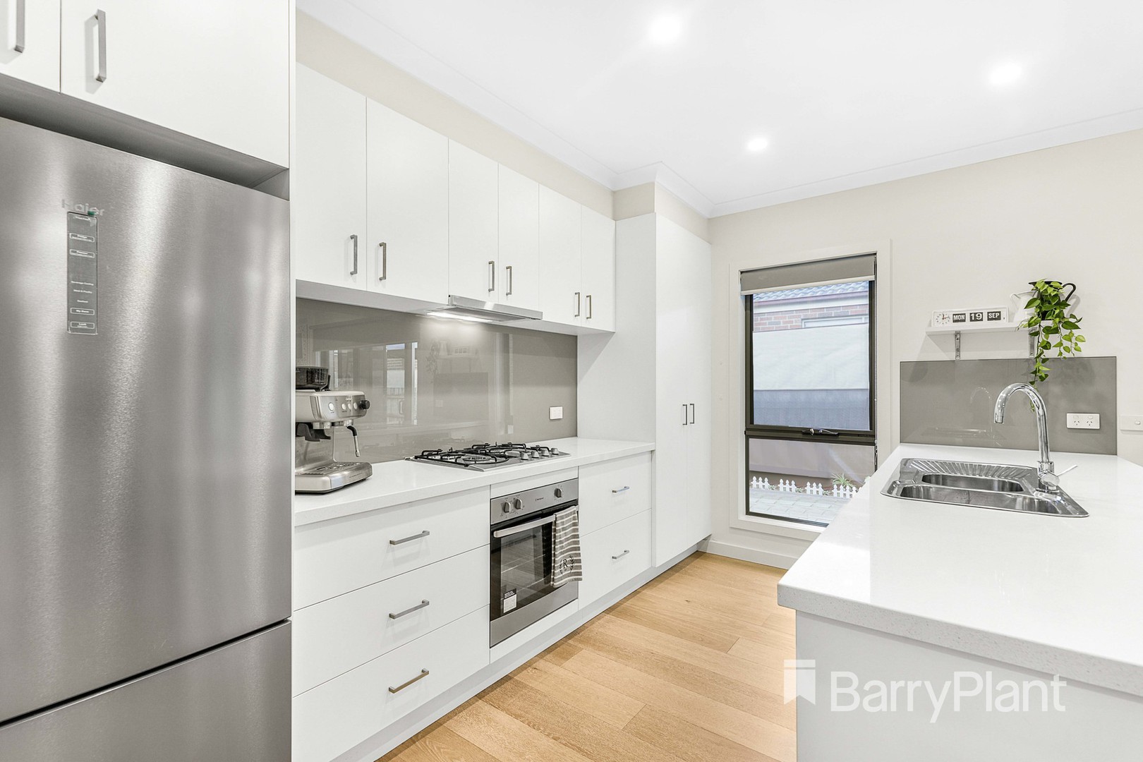 2E Graham Avenue, Kilsyth, VIC 3137, Kilsyth - Thumbnail 4